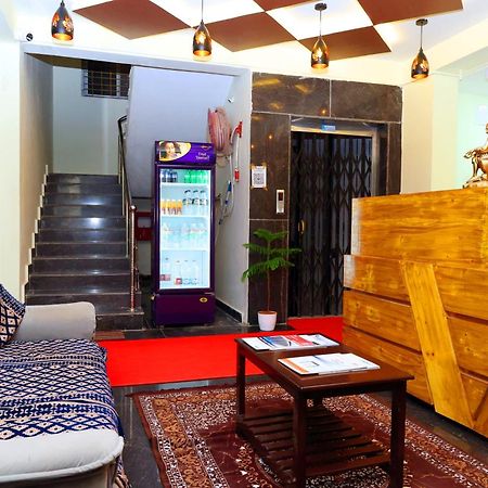 Sri Nilayam Inn Τιρουπάτι Εξωτερικό φωτογραφία