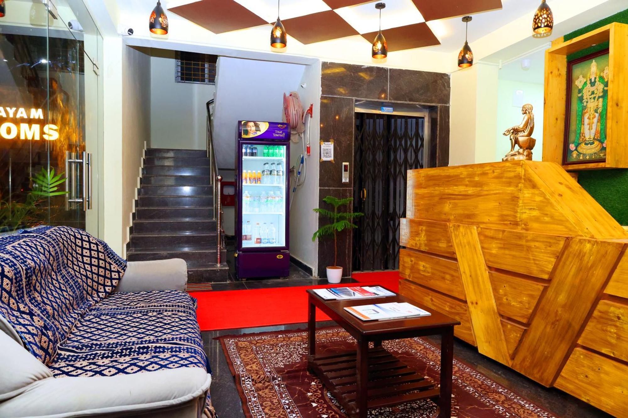 Sri Nilayam Inn Τιρουπάτι Εξωτερικό φωτογραφία